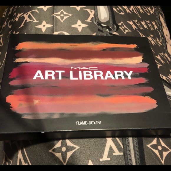 MAC Cosmetics Other - Mac cosmetics art library flame-boyant palette